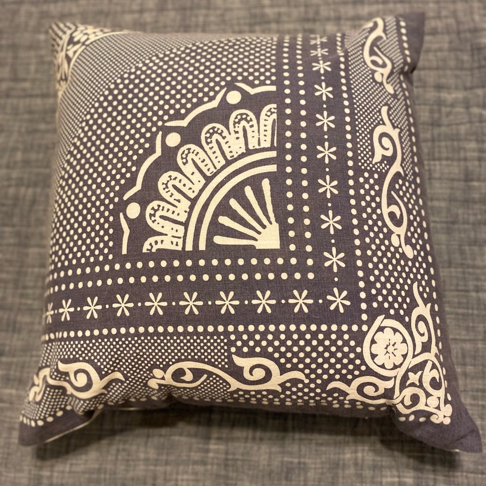 Pottery Barn Teen (Kelly Slater collection) Pillow Cover